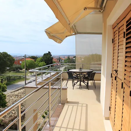 Cozy, Spacious Away From Home! Sea View