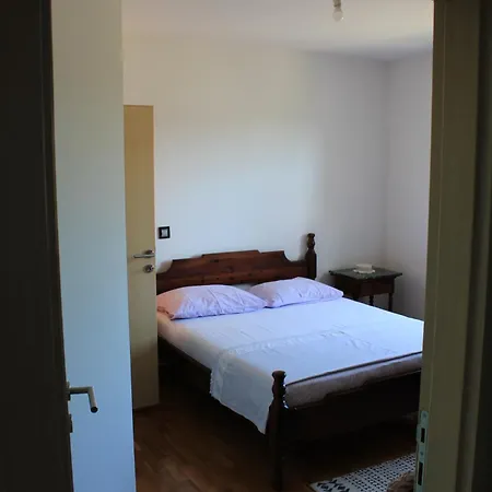 Cozy, Spacious Away From Home! Sea View Lägenhet
